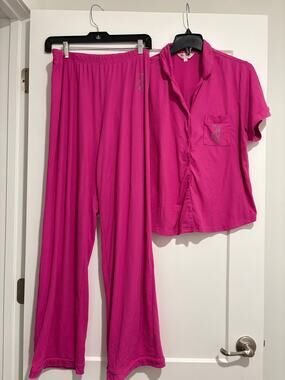 Juicy Couture Fuchsia Matching Pajama Set with Rhinestones Size L